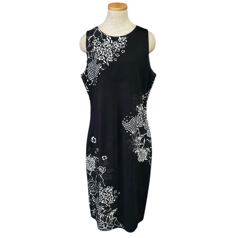 ST. JOHN Knit Dress Black White Floral Sleeveless Sheath Size 14